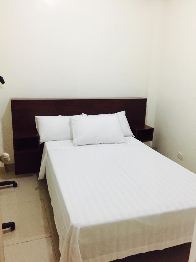 Residencia San Vicente - Pasay -Budget Hotel Manila Dış mekan fotoğraf